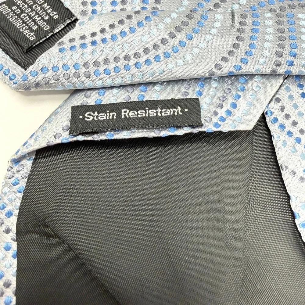 CROFT & BARROW Silk Necktie Wave Dot‎ Pattern Gray Blue Stain Resistant